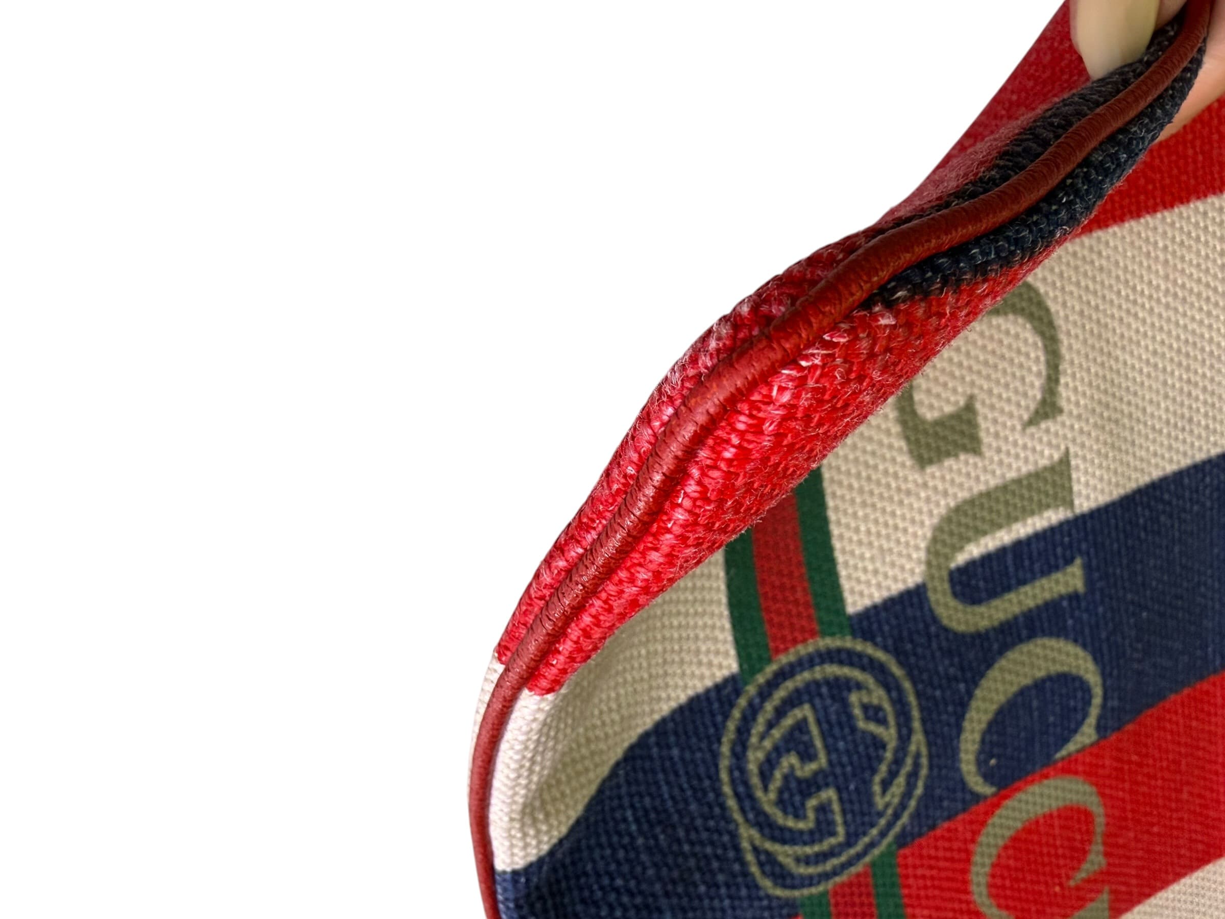 Gucci-Clutch