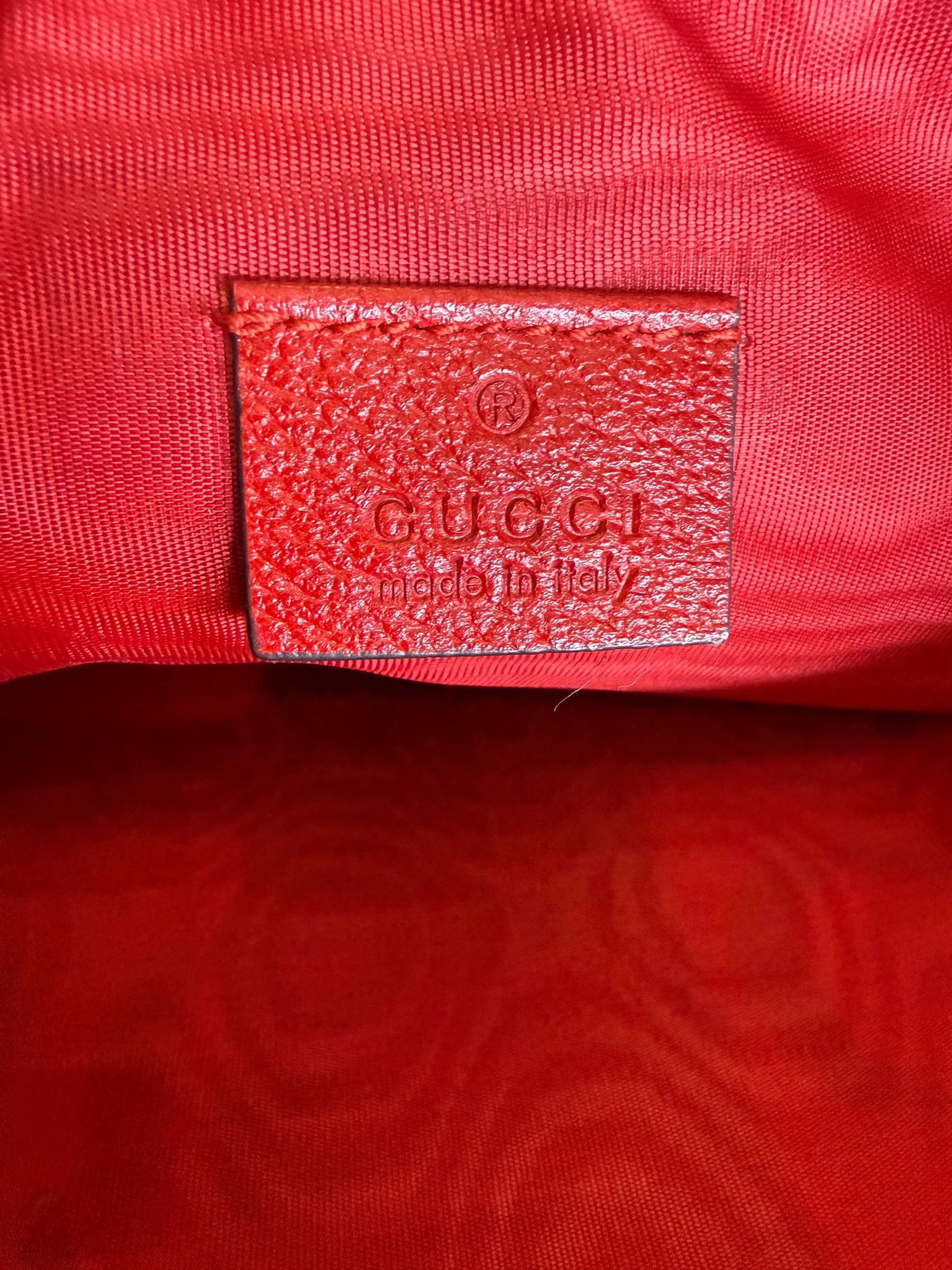 Gucci-Clutch | LOOP-Marktplatz