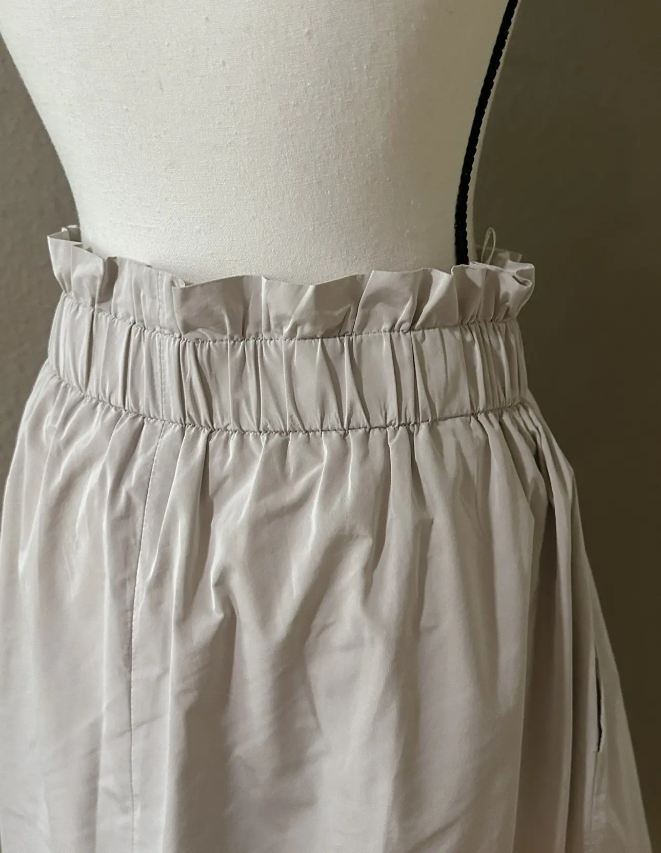 Peserico Paperbag-Style Skirt | LOOP Marketplace