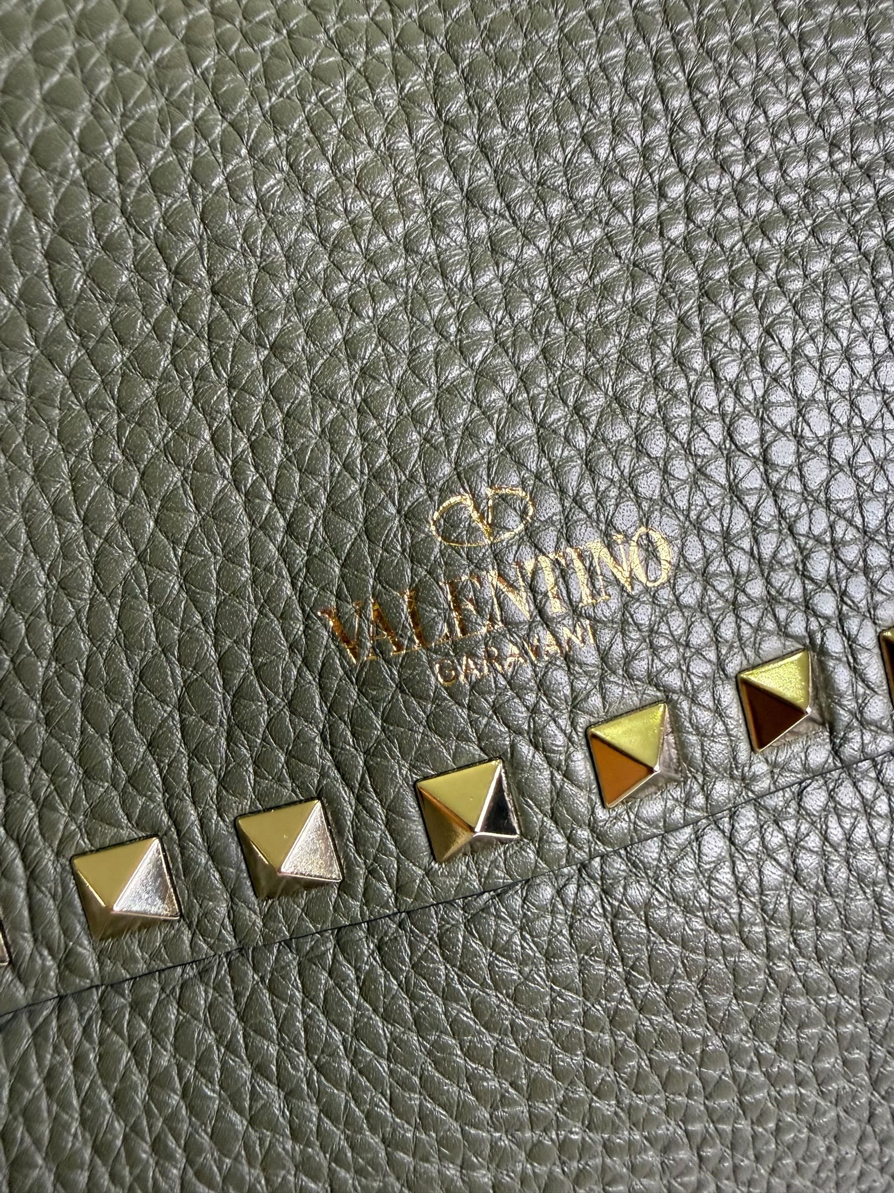 Valentino-Tasche