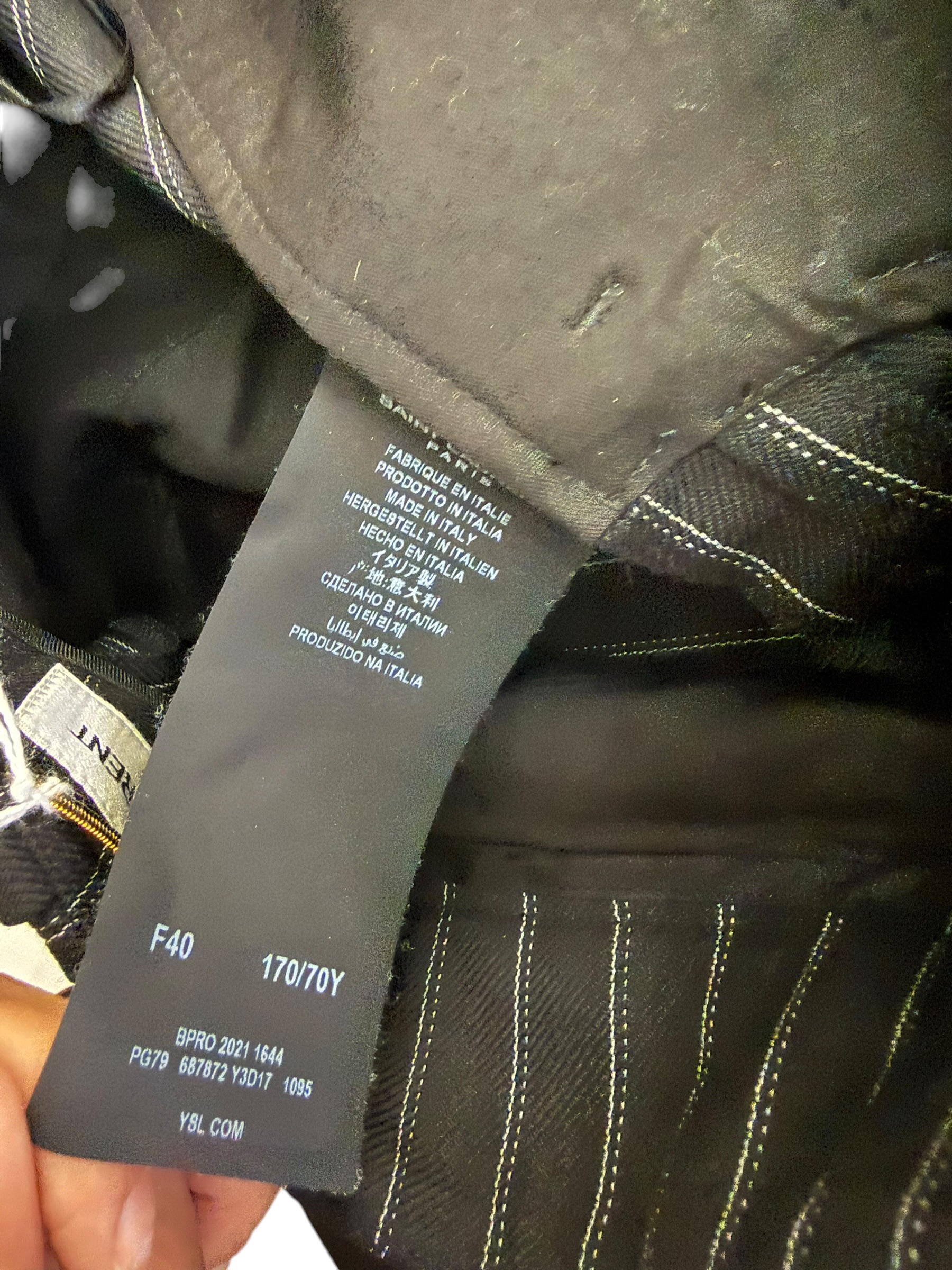 Saint Laurent-Hosen | LOOP-Marktplatz
