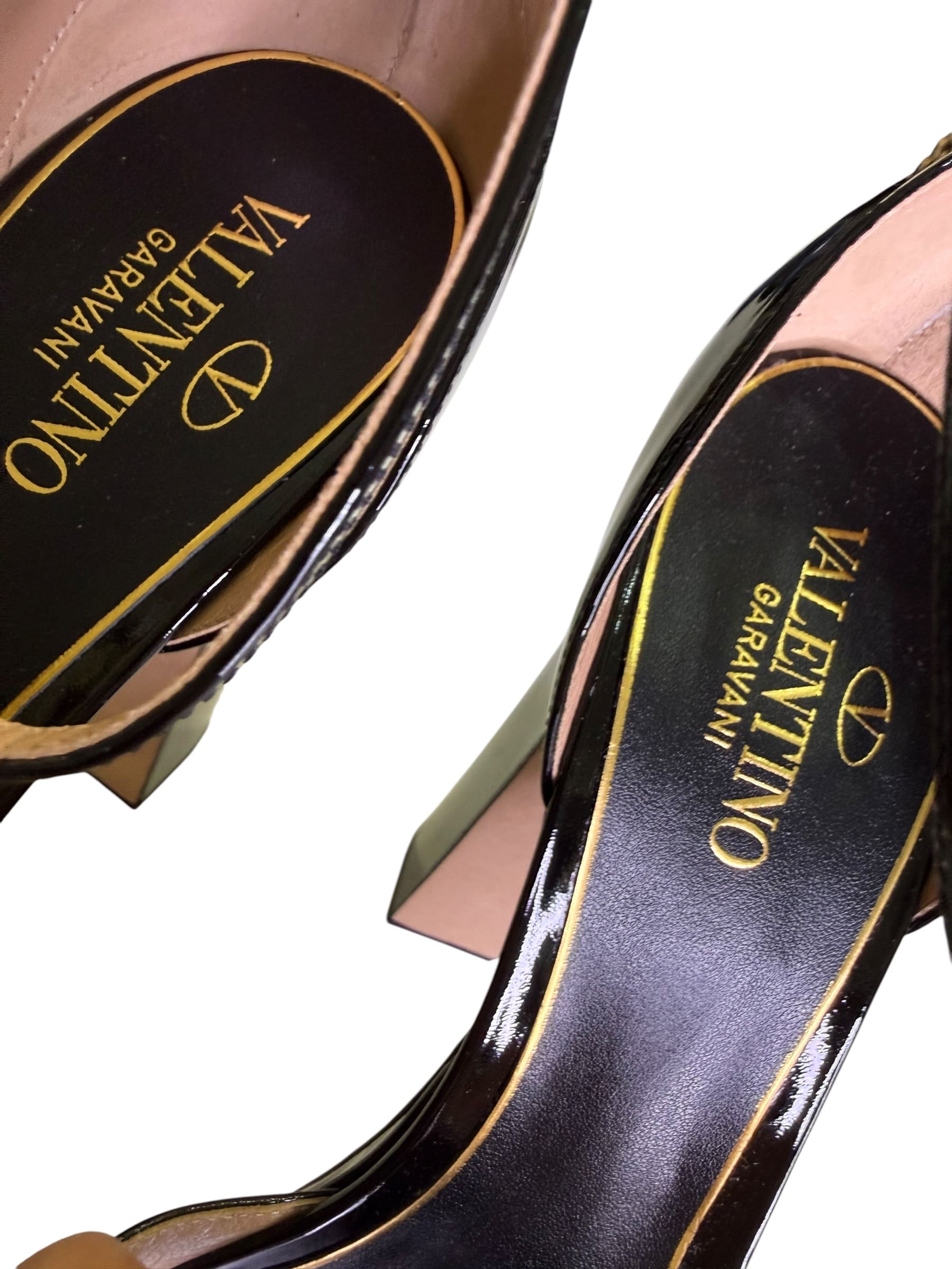 Valentino-Pumps | LOOP-Marktplatz