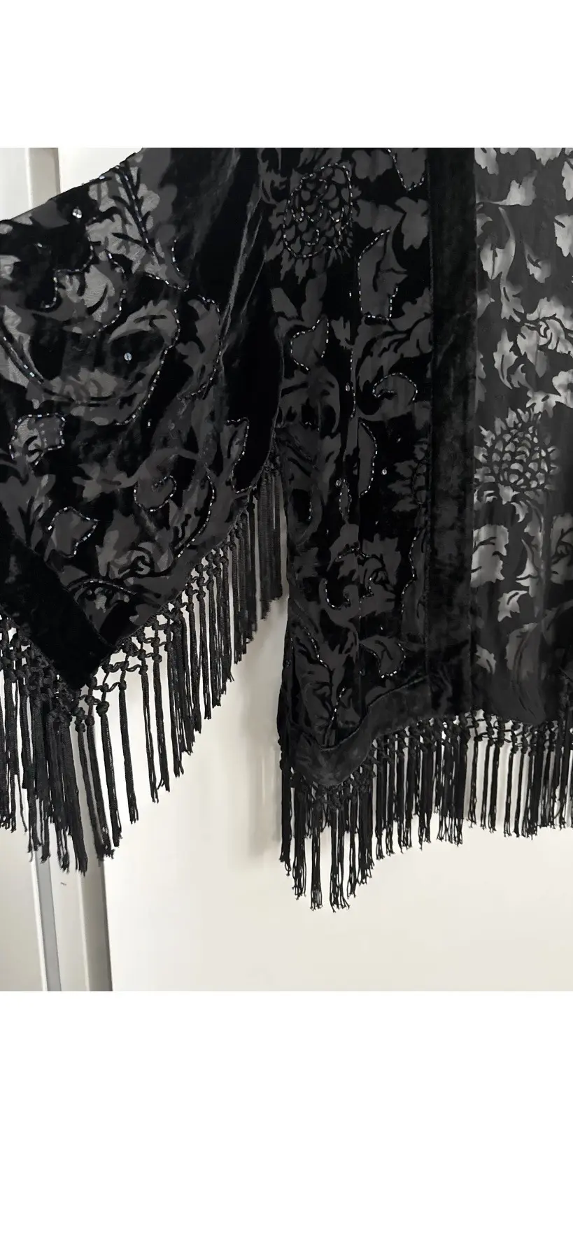 THE KOOPLES Samt-Kimono mit Fransen | LOOP-Marktplatz