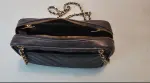 CHANEL, Kameratasche aus marineblauem Leder