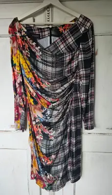 TALBOT RUNHOF, robe soie stretch | LOOP-Marktplatz