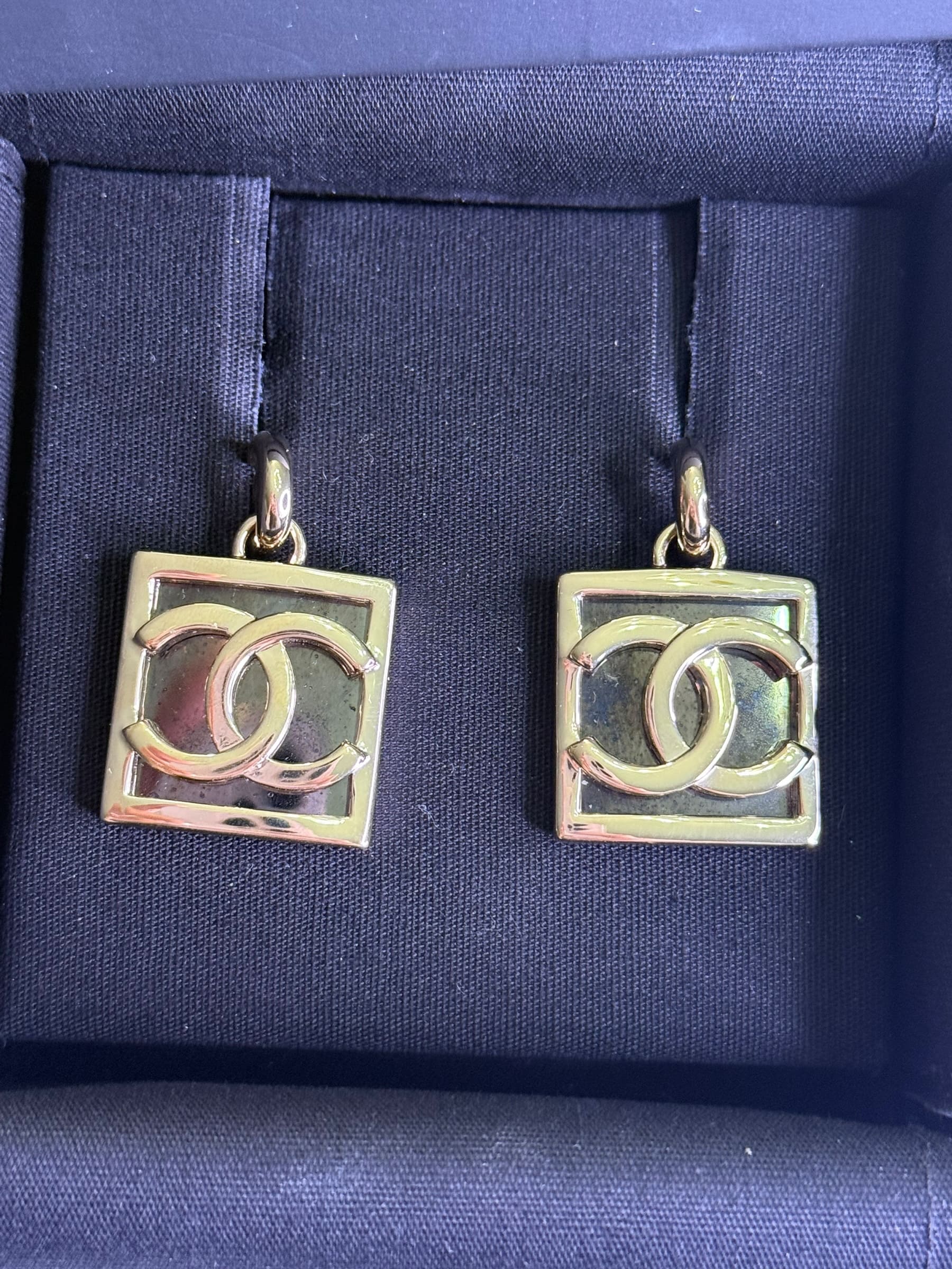 Chanel-Ohrringe