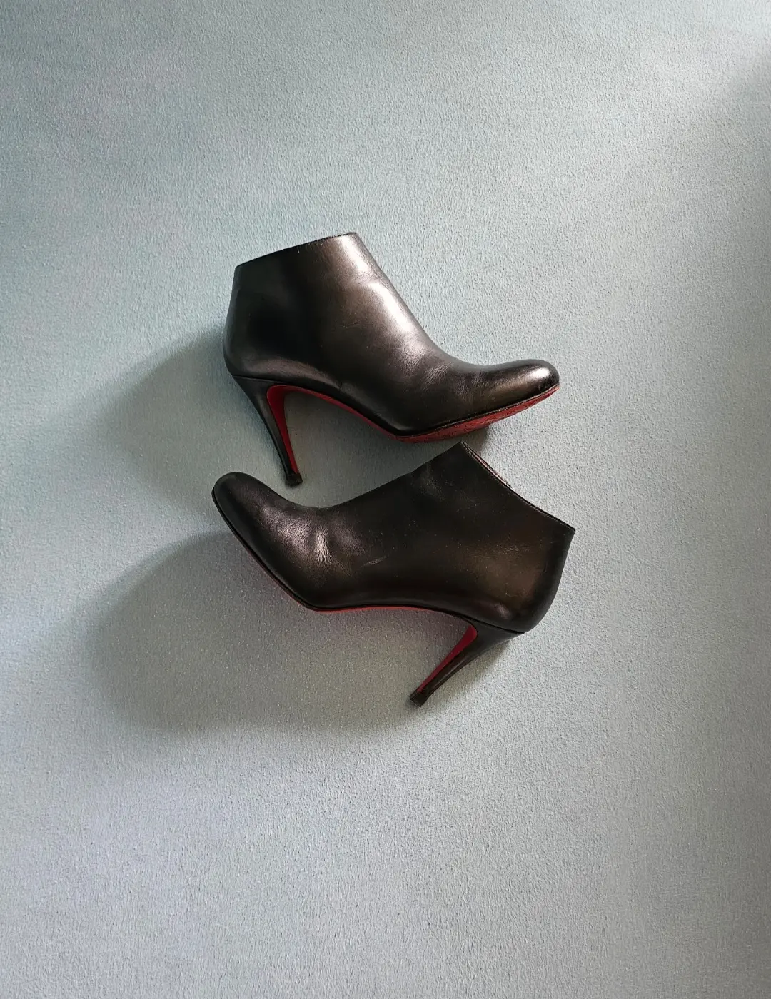 CHRISTIAN LOUBOUTIN, Stiefel aus Kalbsleder | LOOP-Marktplatz