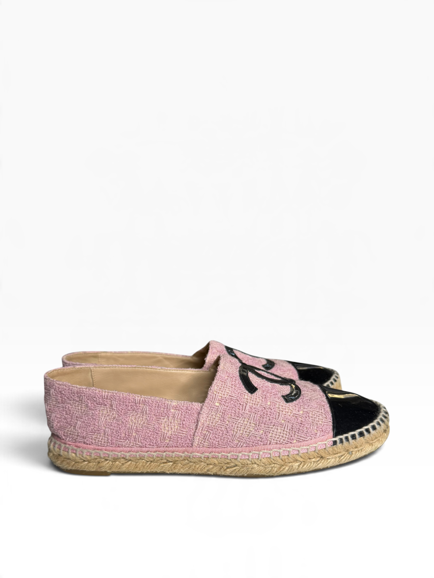 Espadrilles von Chanel