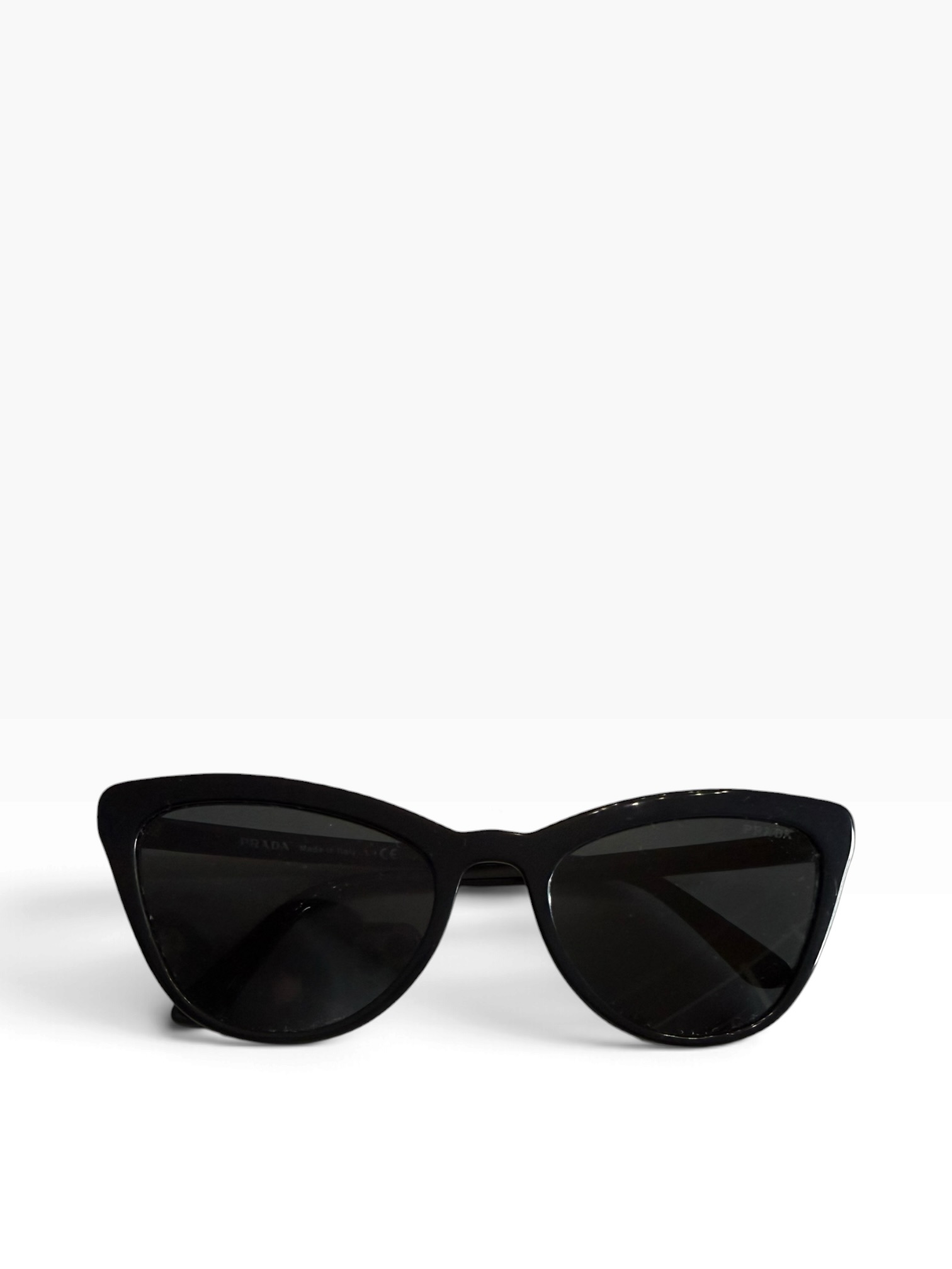 Prada-Sonnenbrillen | LOOP-Marktplatz
